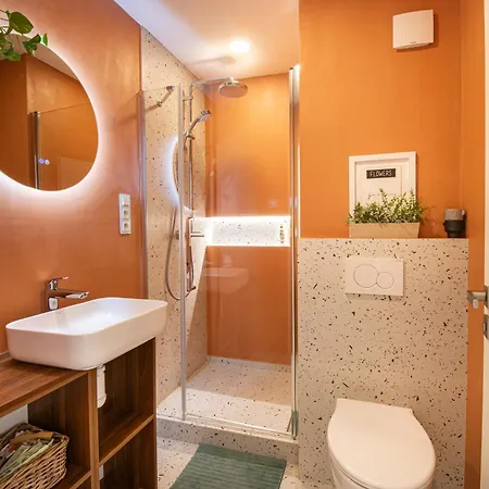 Apartment Krasny U Fnhk *